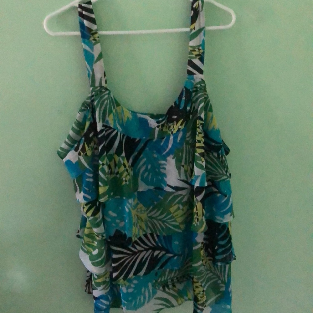 Blue leaf print blouse.